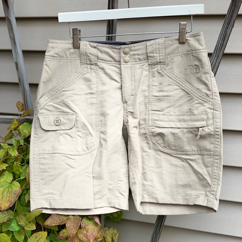 The North Face shorts size 6
